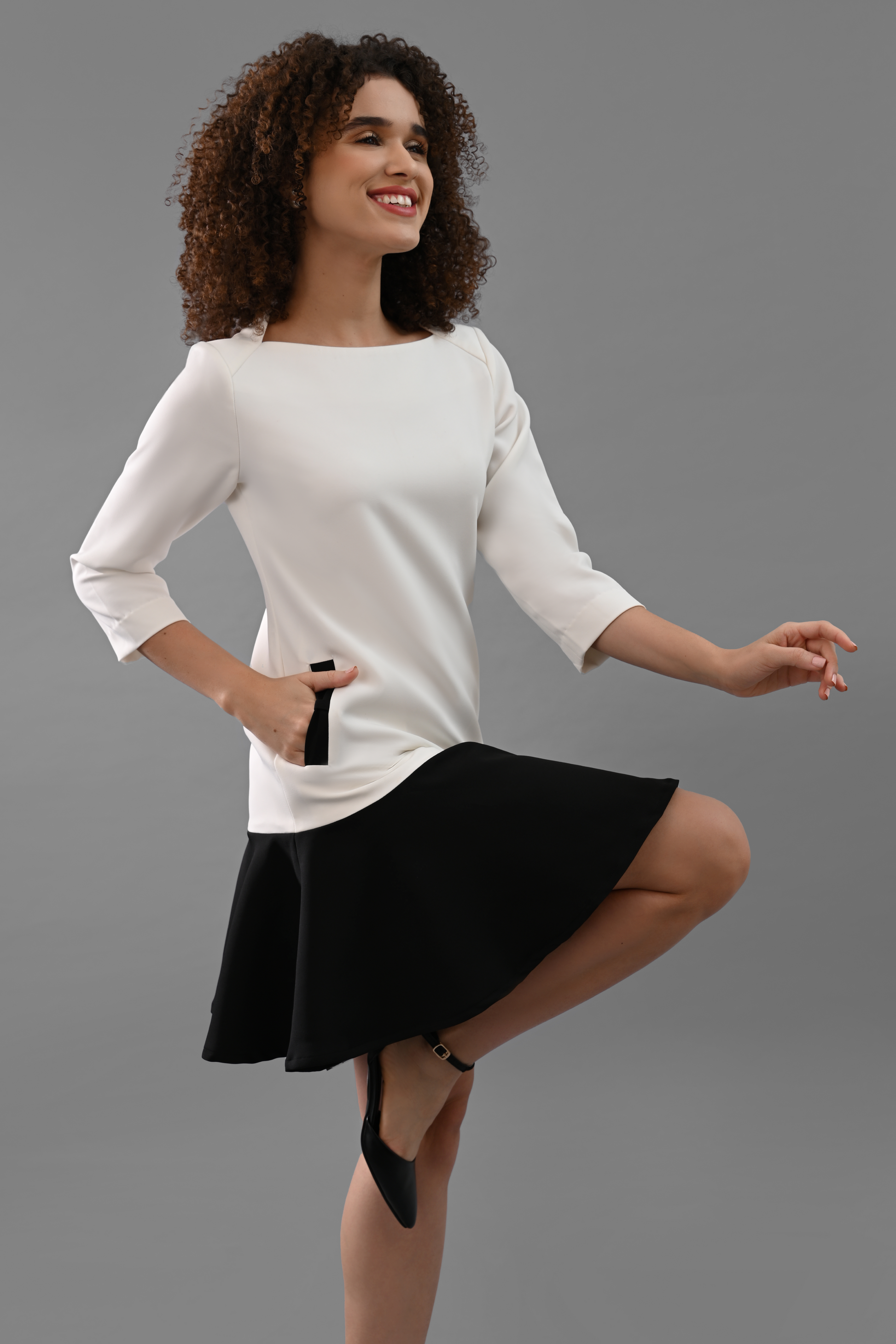 Elegant Shift Dress with Low Flare Design | POV Label White and Black / S Elegant Shift Dress with Low Flare Design | POV Label White and Black / S